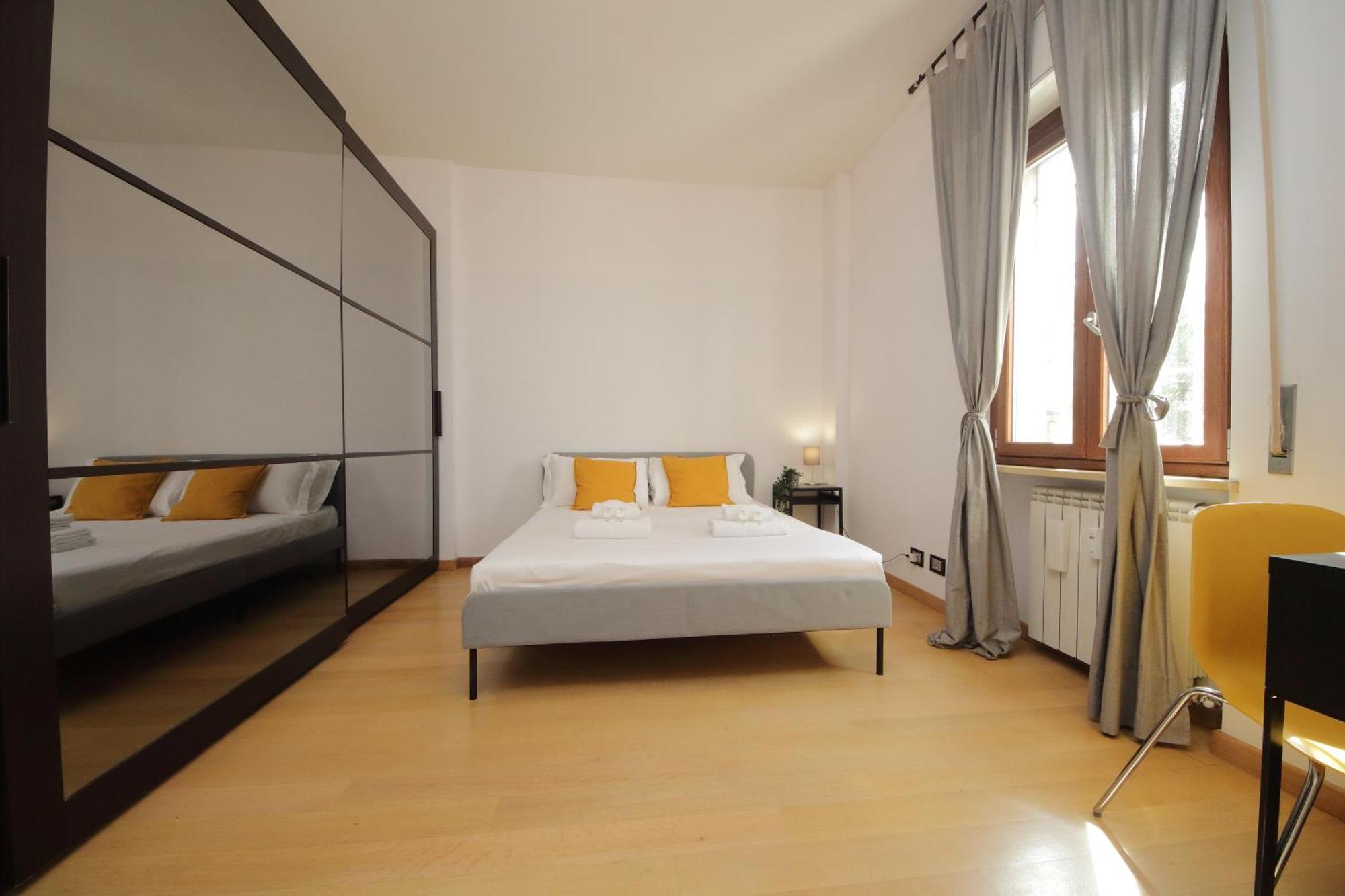 Cozy And Comfy Apartment In Piramide Metro Stop Rom Exteriör bild